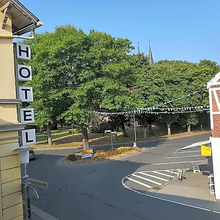 Hotel Deutsches Haus 3*