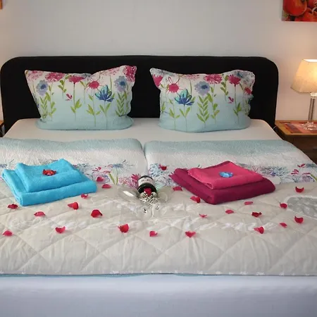 호텔 Deutsches Haus